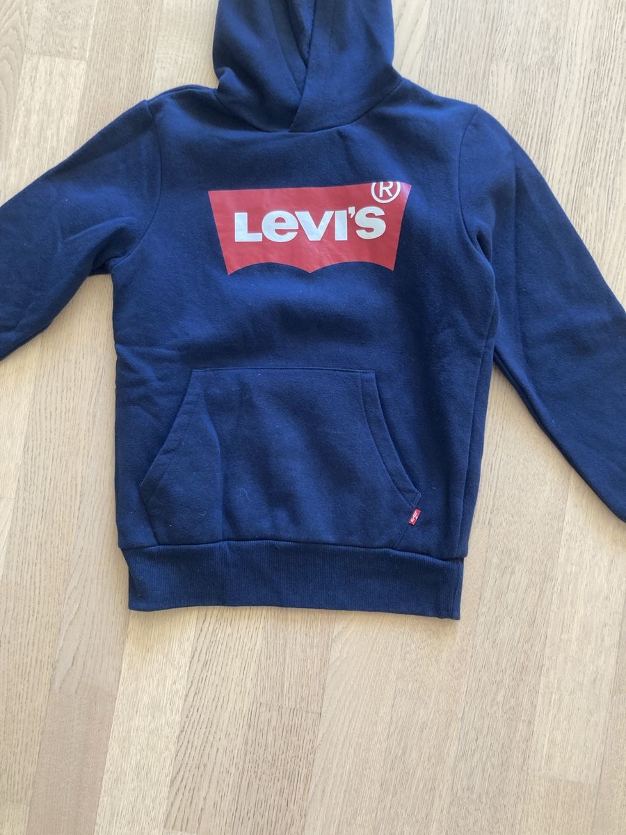 Levi's Maglioni & Felpe: fabrikneuer Levis Kapuzenpullover, Gr. 152 – Nuovo e nell'imballaggio originale da Otelfingen venduto da pat_8jmb 2