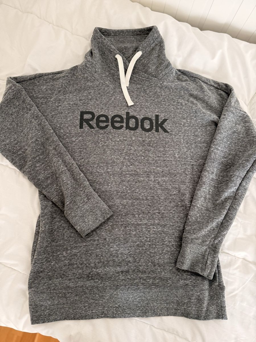 Reebok Pulls & Sweat-shirts: Pullover  – D'occasion à Schmerikon par net_7kkw