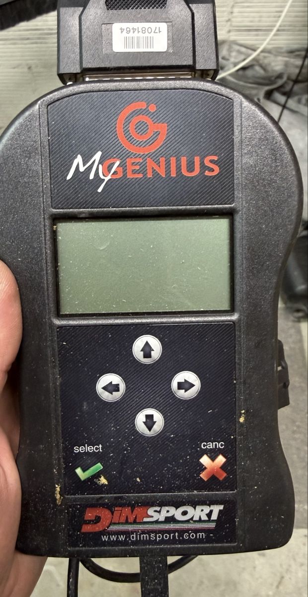 Misurare: DIMSport My Genius Flash Programmiergeraet mit Kabel – Usato da Winterthur venduto da Panagos 1