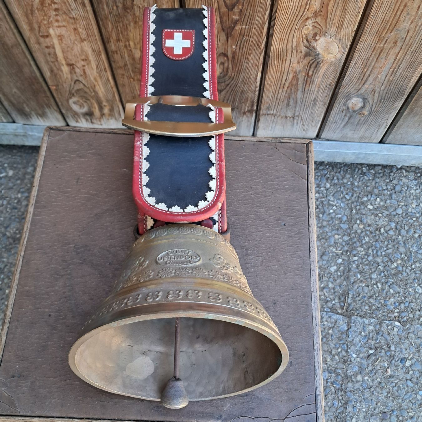 Glocken & Treicheln: Schöne GUSSET GLOCKE  – Gebraucht aus Murten von SHETHOF 9