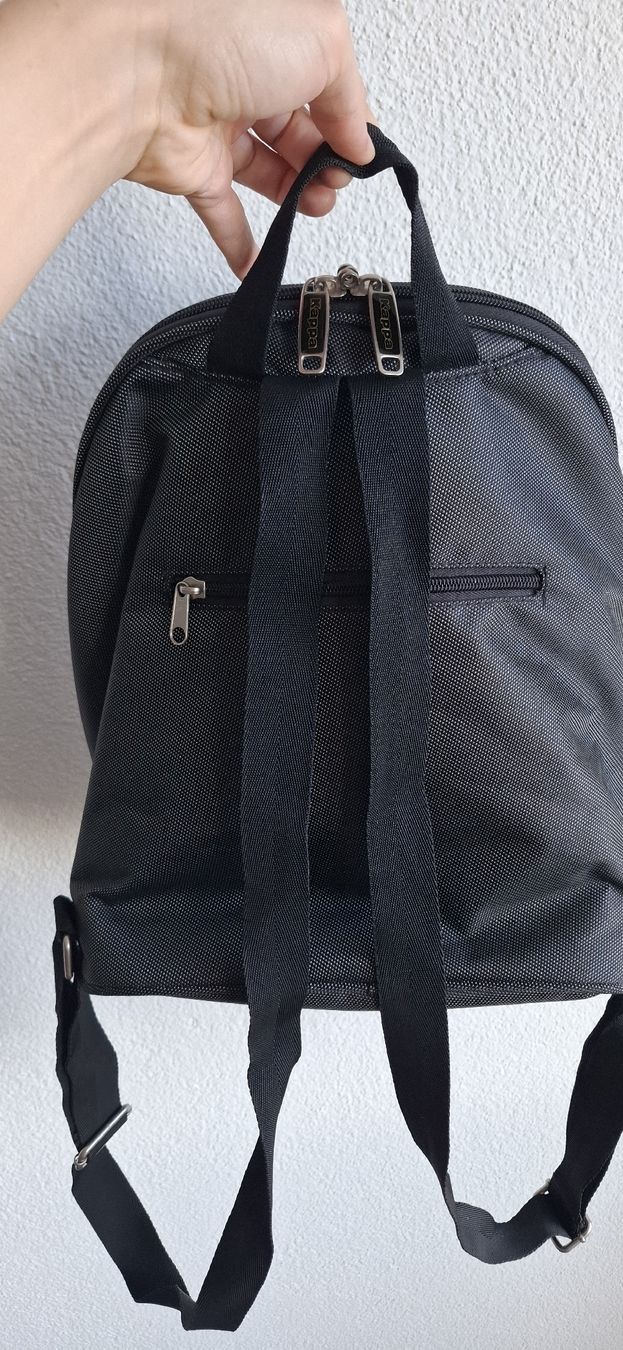 Kappa Zaini: Kappa Rucksack schwarz  – Usato da Mellingen venduto da lathei 1