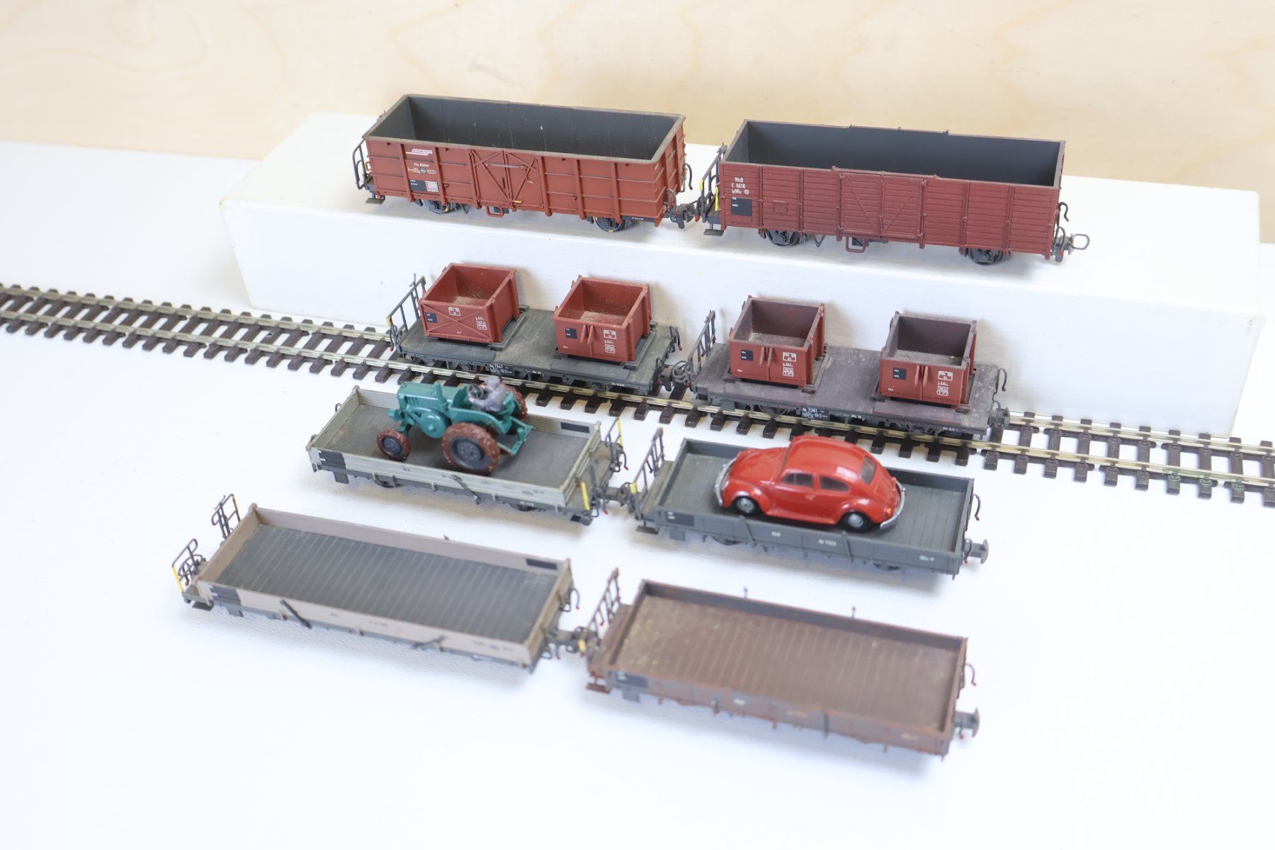 Bemo Modellini di ferrovie: BEMO RhB 8 x Güterwagen H0m Set – Usato da Winterthur venduto da Monstera 7