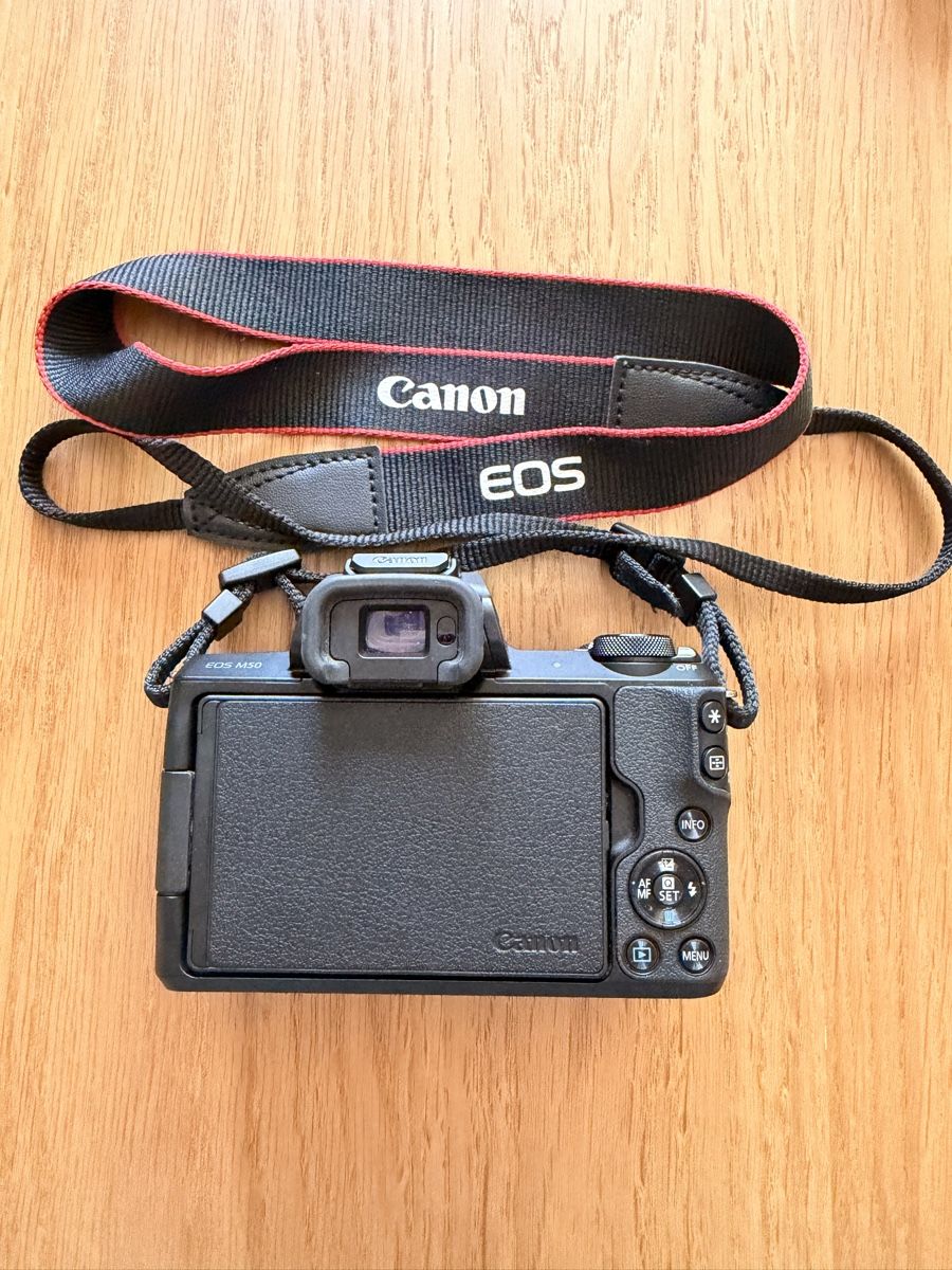 Canon Fotocamera: Canon EOS M50 - Spiegellose Systemkamera - wenig gebraucht – Usato da Riehen venduto da mkl_7q2g 1