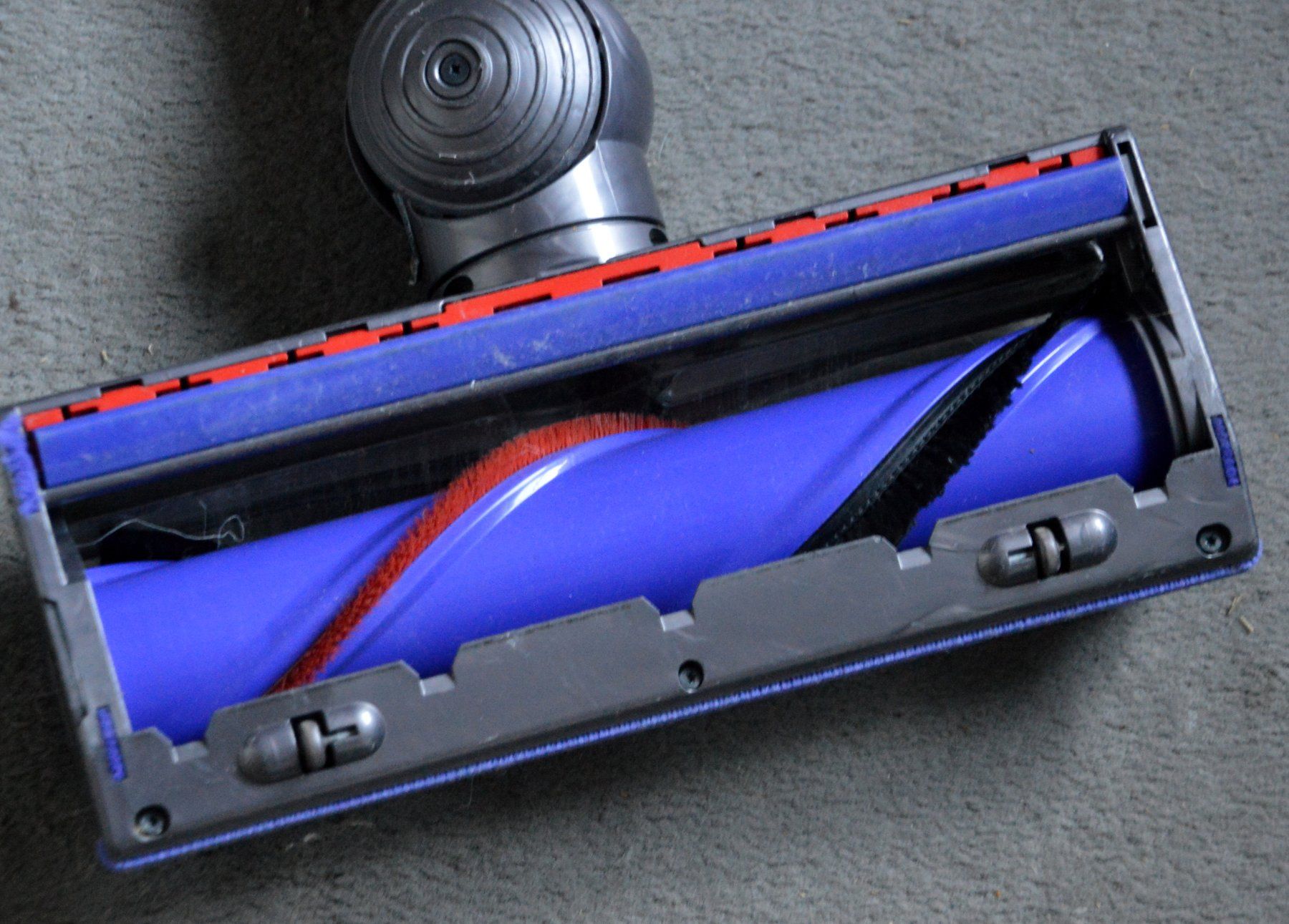 Dyson Staubsauger & Zubehör: Dyson V7 Staubsauger / aspirateur – Gebraucht aus Collonges von arashee 2