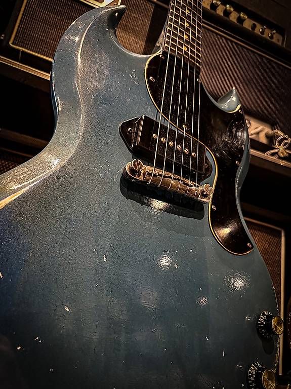 Gibson Strumenti musicali: Gibson replica SG Junior Pelham blue aged – Nuovo (secondo la descrizione) da Montreux venduto da Alligator-AMPS 4