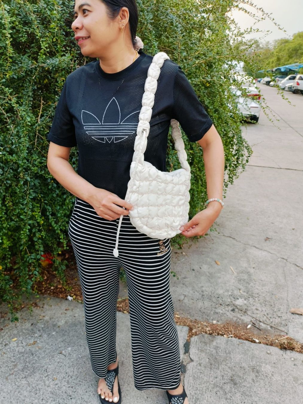 Taschen für Damen: Stepp Umhänge Tasche der Mode Hit Top Trend! – Neu und originalverpackt aus Zürich von wearehappy 3