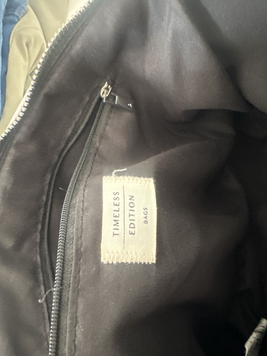 Valigie & Borse: Umhänge Tasche rosa – Usato da Sins venduto da kar_7rky 3