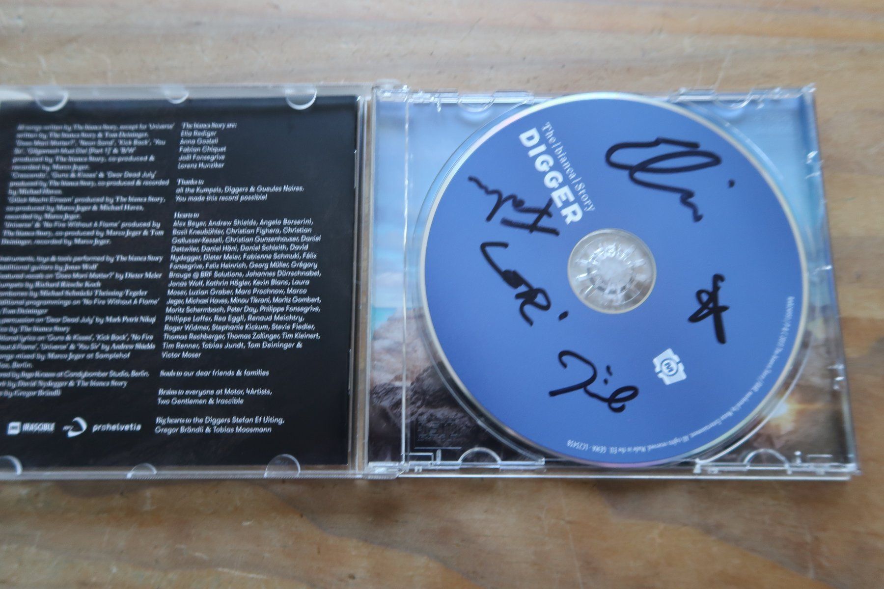 CD: THE BIANCA STORY - DIGGER  - mit AUTOGRAMMEN - CD – Usato da Basel venduto da Patiscat 3