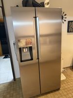 Samsung Side-by-Side Kühlschrank – Edelstahl mit Wasser-/Eis