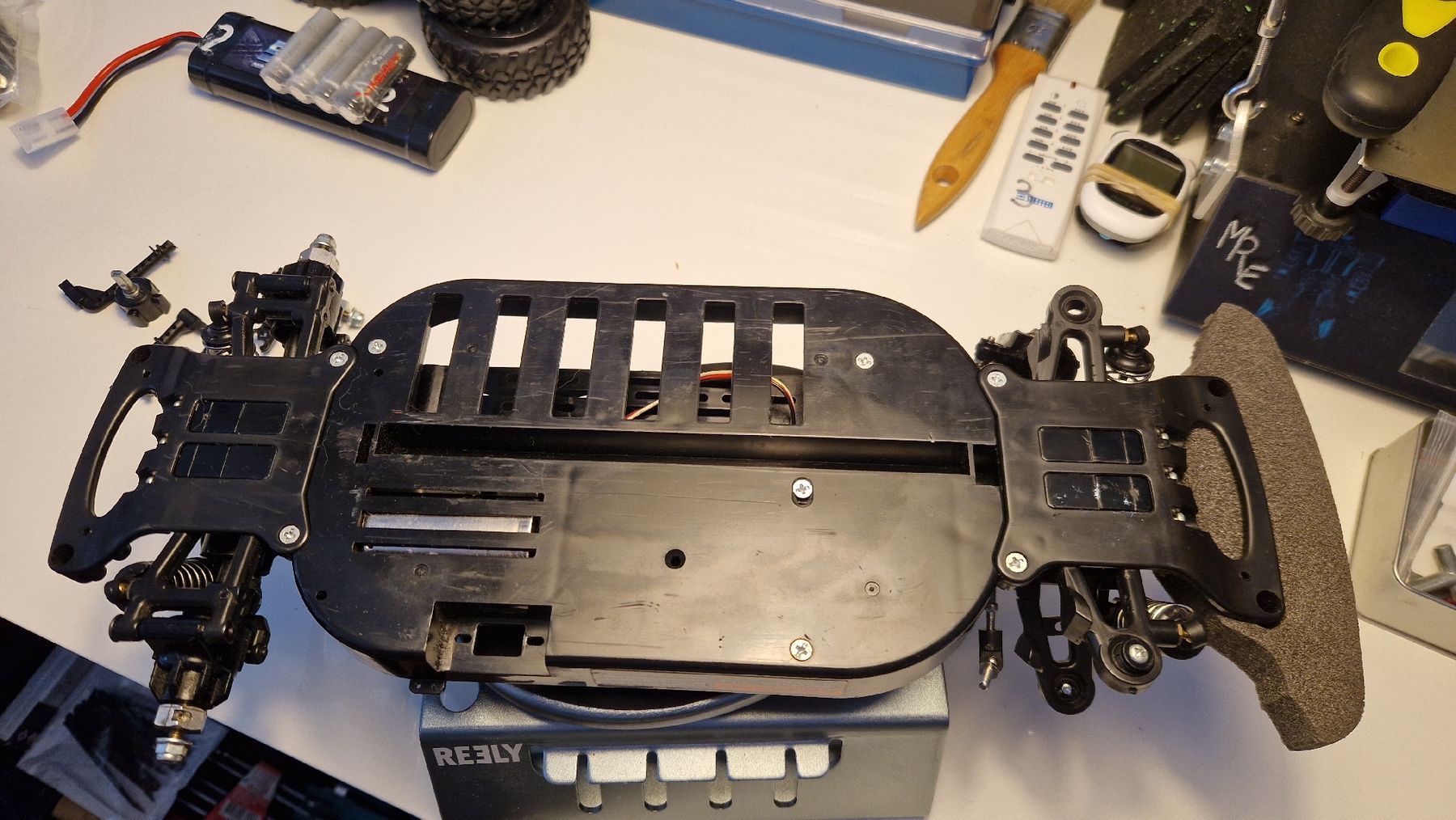 Tamiya RC Kits de montage: Tamiya TT01 Chassis  – Défectueux à Schattdorf par Challenger1972 5
