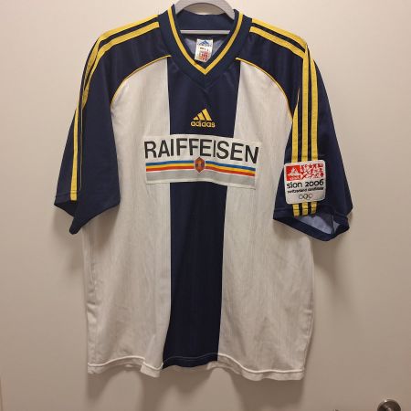 Adidas Olimpiadi Sion 2006 XL sponsor Raiffeisen