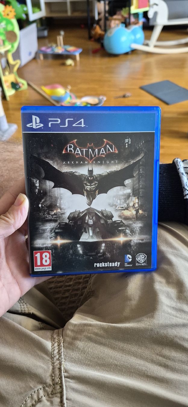 Sony Giochi: Jeu PS4 Batman Arkham Knight  – Nuovo (secondo la descrizione) da Gland venduto da JeromeR.