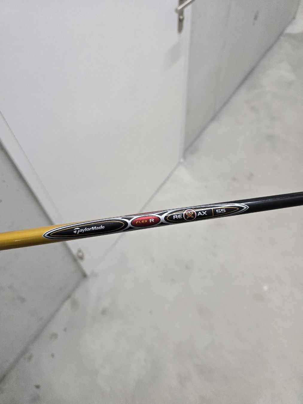 Taylor Made Schläger & Sets: Golf Iron 4 Right Handed Inverted Cone Technology – Gebraucht aus Brüttisellen von ryanclarky5 3