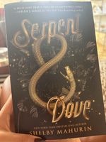 Serpent and Dove - Shelby Mahurin (English)