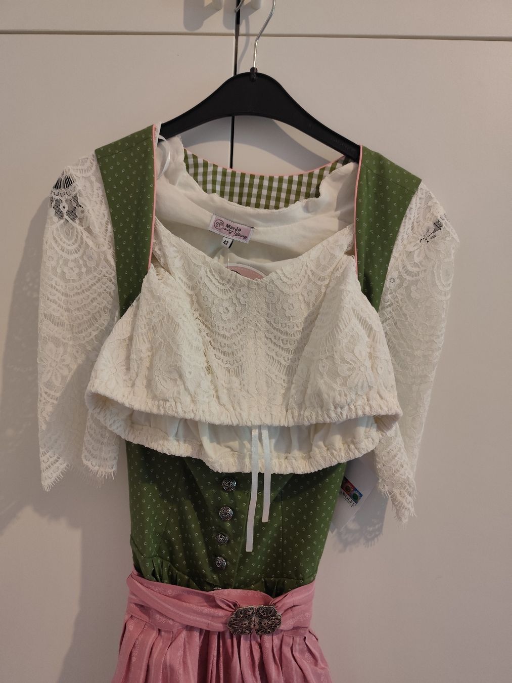 Costumi: Dirndl 42 Berwin & Wolff, Marjo Bluse 42 neu – Nuovo e nell'imballaggio originale da Uznach venduto da CelineElisabeth 3