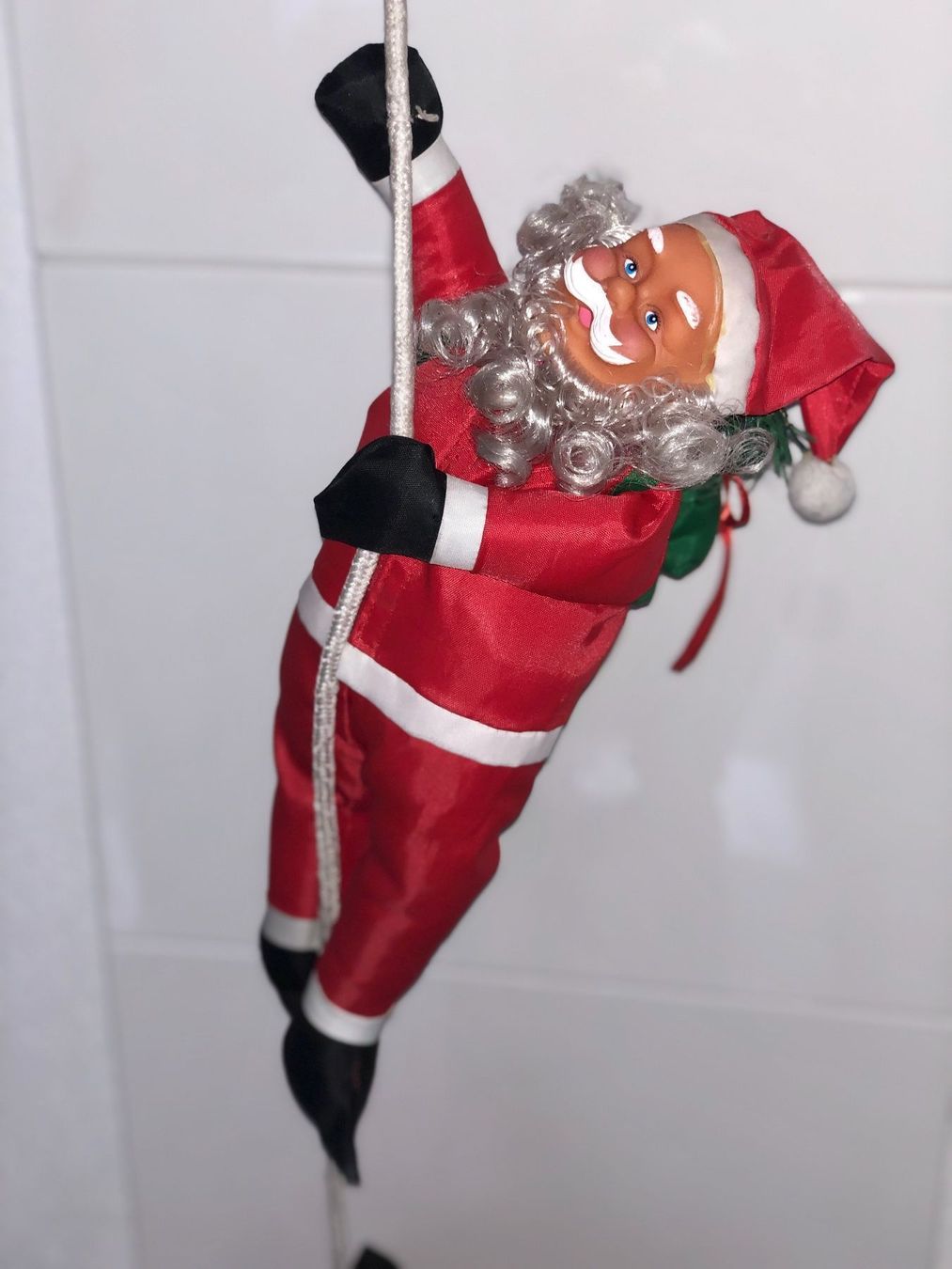 Tutte le decorazioni: Kletternder Weihnachtsmann – Usato da Schlieren venduto da Flower5 4