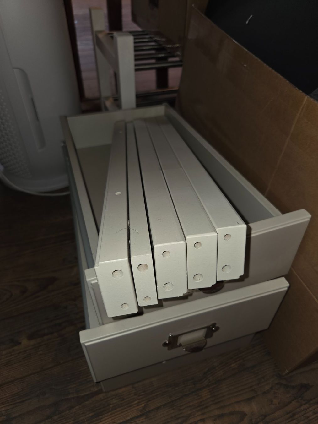 Ikea Scrivanie: Scrivania VEBJÖRN - IKEA – Usato da Bellinzona venduto da Skiley99 8