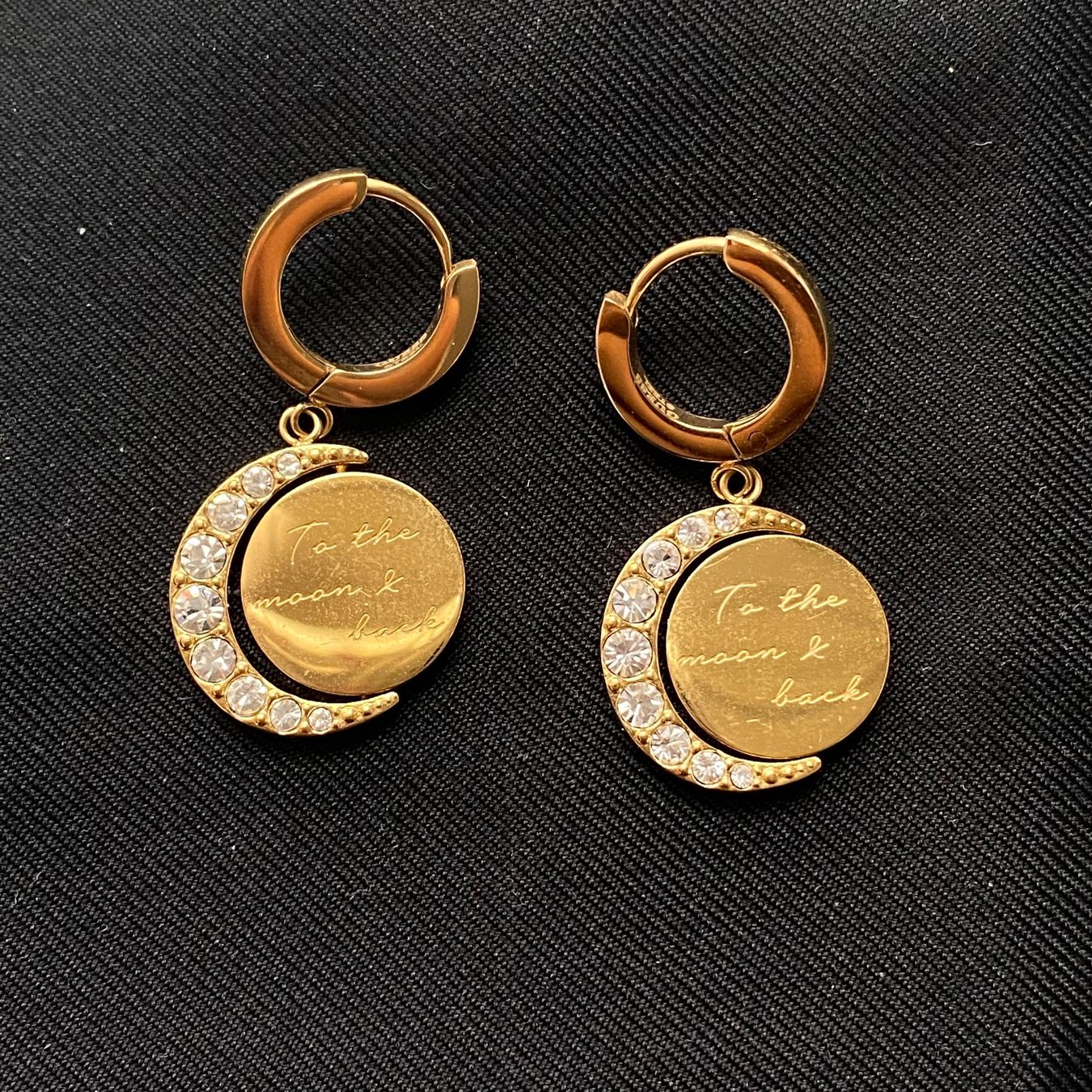Guess Ohrringe & -stecker: Guess 18KGP Ohrringe NEU – Neu und originalverpackt aus Givisiez von dor_xb9k 1