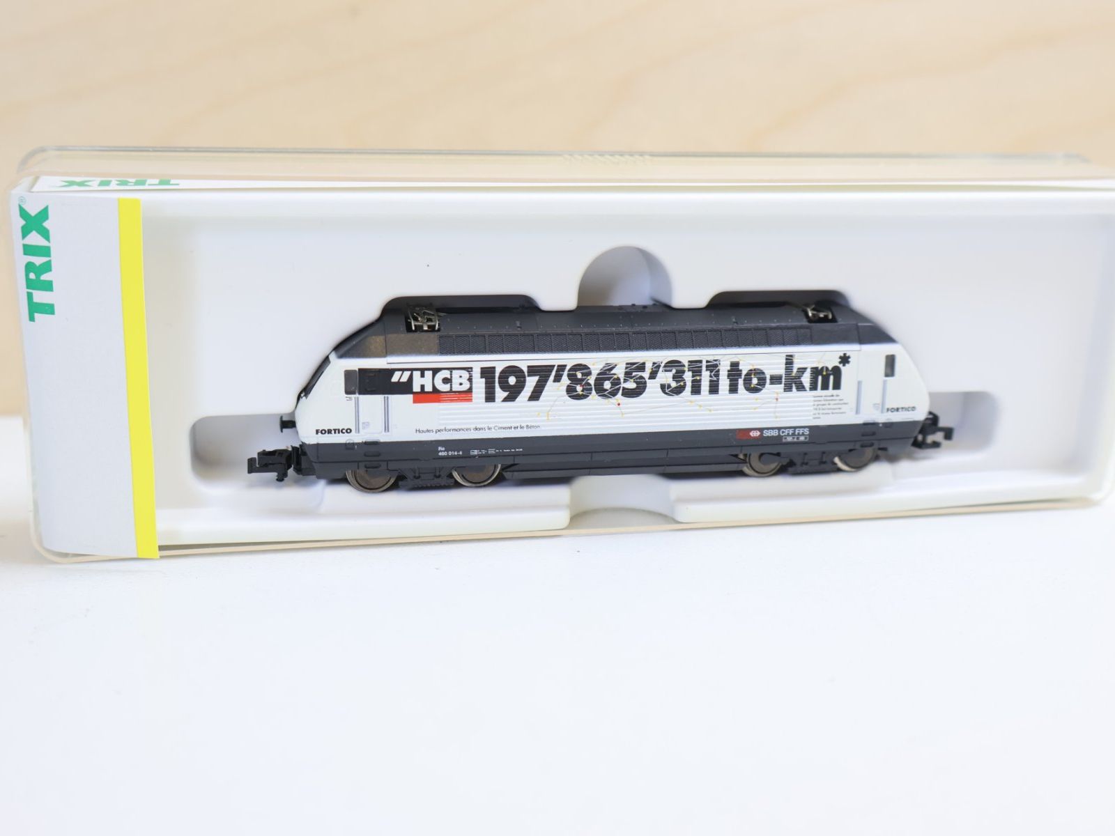Trix Modelleisenbahnen: Minitrix SBB HCB Re 460 E-Lok Digital 12674 – Gebraucht aus Winterthur von Monstera