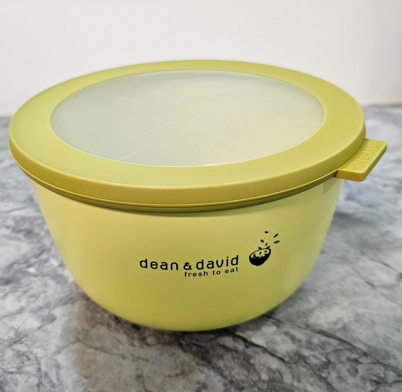 Schalen: Dean & Davis Salatschüssel 2L / – Gebraucht aus Witterswil von Regus 3