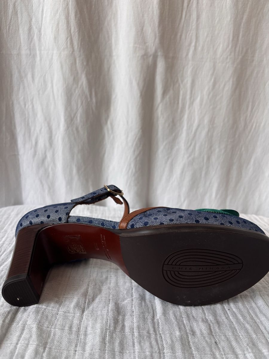 Chie Mihara Scarpe da donna: Sandales Chie Mihara 38.5 neuves – Nuovo e nell'imballaggio originale da La Chaux de Fonds venduto da vic_gr9h 3