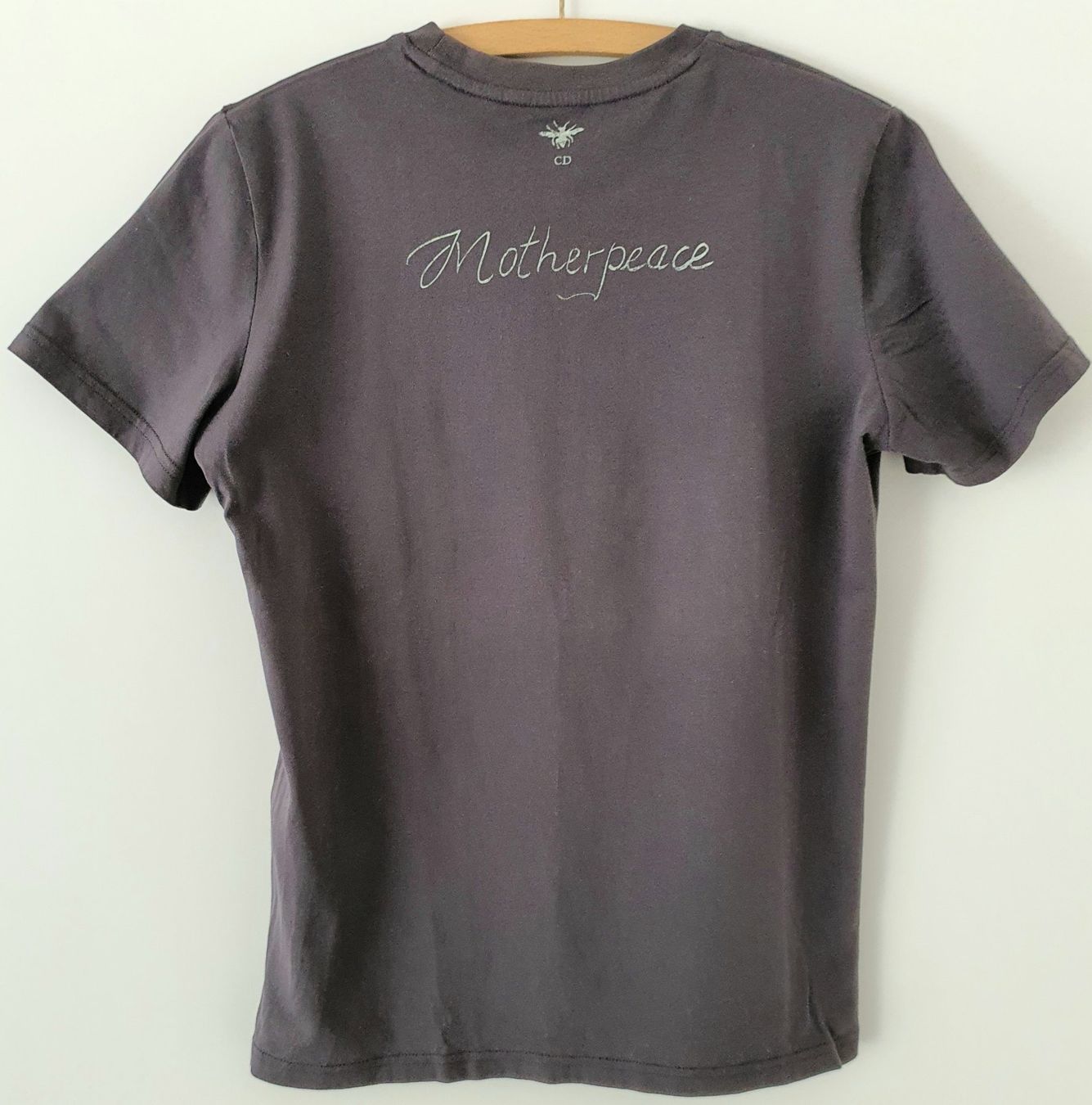 T-shirt: T-Shirt mit Print – Usato da Weiach venduto da sim_8s27 2