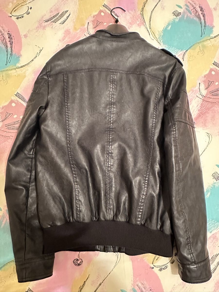 Guess Jacken: Blouson Guess Homme Taille S – Gebraucht aus Neuchâtel von 444 1