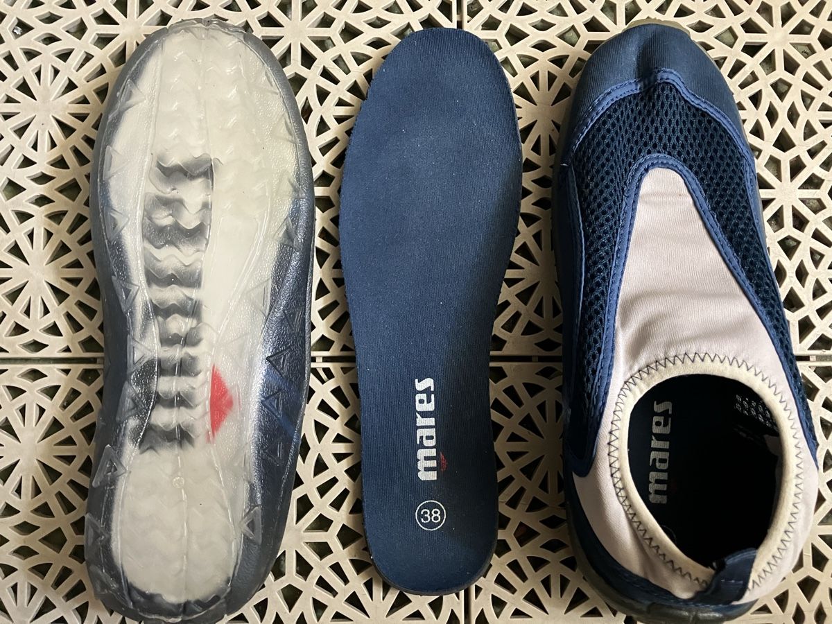 Mares Herrenschuhe: Wasserschuhe Mares Grösse 38 gut erhalten – Gebraucht aus Winterthur von RoMaLitto