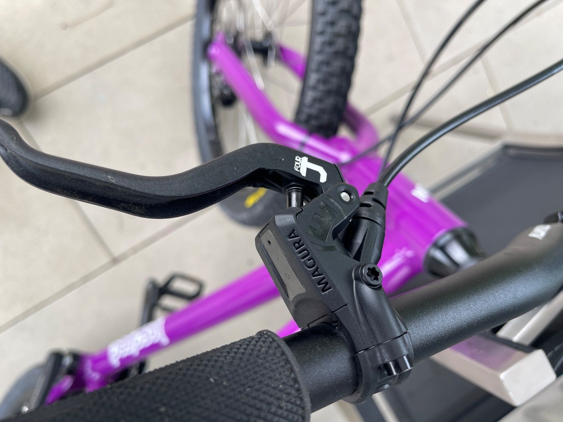 Inspired Vélos: Inspired Flow 24 Trials Bike – D'occasion à Russikon par wonderwall12 2