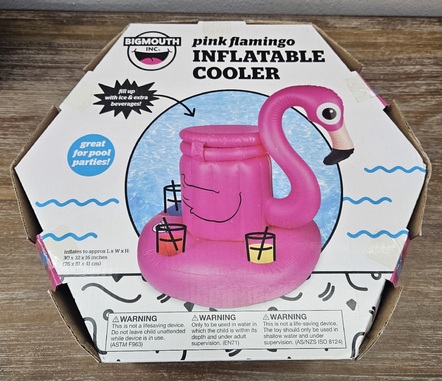 Schwimmringe: Flamingo-Getränkekühler  "Neu"  – Neu und originalverpackt aus Uster von esko.swiss 2