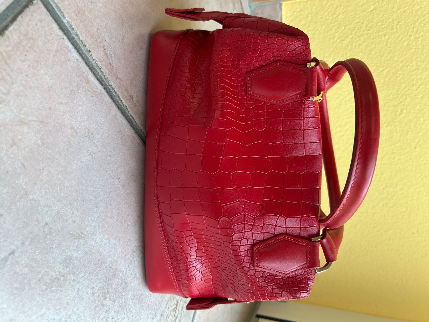 Longchamp Borse da donna: Sac Longchamp Croco rouge – Usato da Oberlunkhofen venduto da Tere5 3
