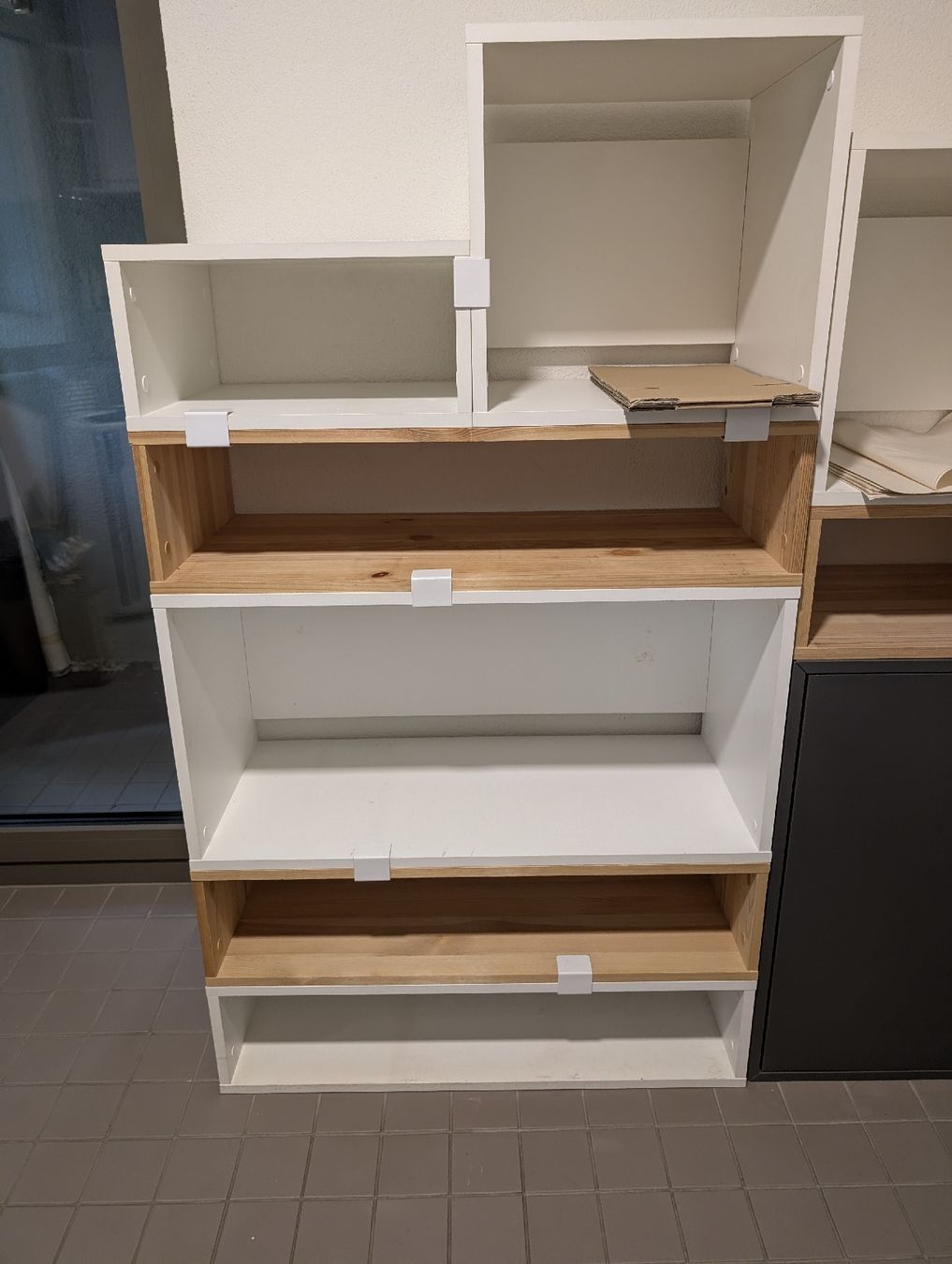 Étagères: Modular Stackable Shelving Unit - 8 Pieces (La Redoute) – D'occasion à Zürich par Kika_brz 1