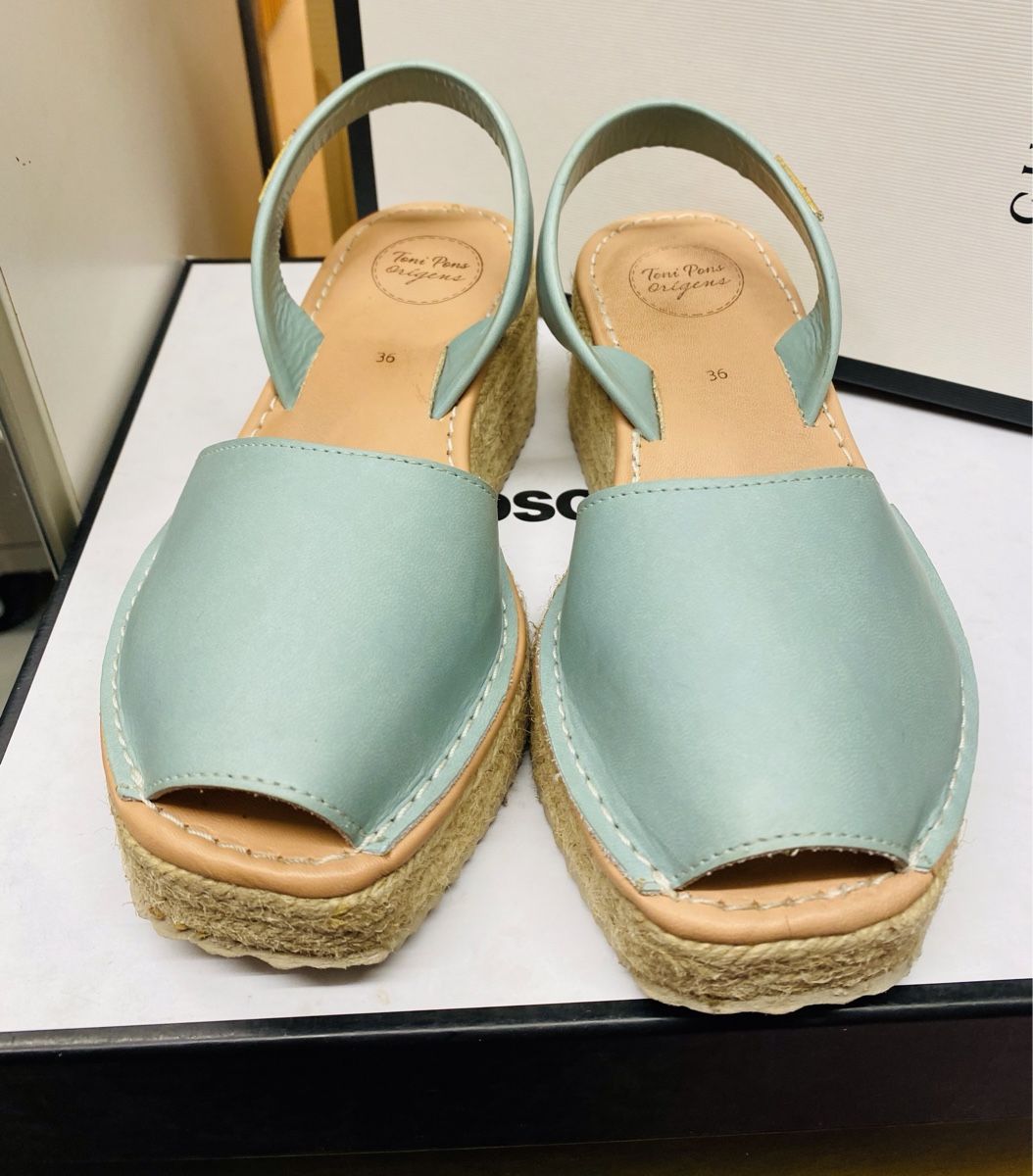 Scarpe da donna: TONI PONS plateau 36 – Usato da Clarens venduto da Piluka