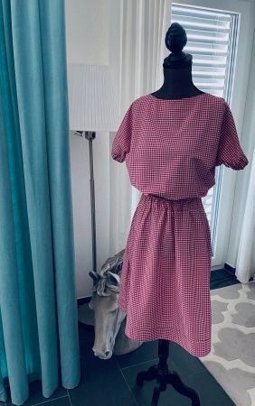 Sehr schöne Kleid für viele Anlässe
