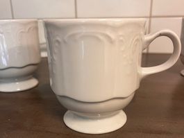 6x Lilien Porzellan Tassen – Tschechisches Porzellan. NEU