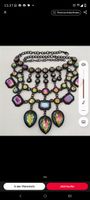 Glamouröses Collier mit bunten Steinen, perfekt für den Somm