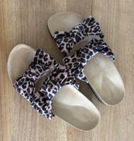 Sandalen Damen Grösse 39 Animal Print mit Schleife