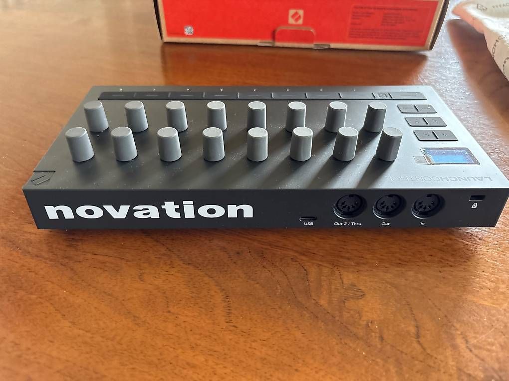 Strumenti musicali: Novation Launch Control 3 en parfait état – Usato da Yverdon-les-Bains venduto da blu_gf7v 2
