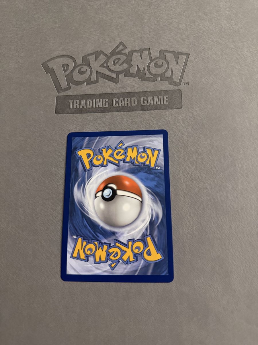 Pokémon Cartes à collectionner: Surfing Pikachu V MAX – D'occasion à Biel/Bienne par SeeLoewe55 1