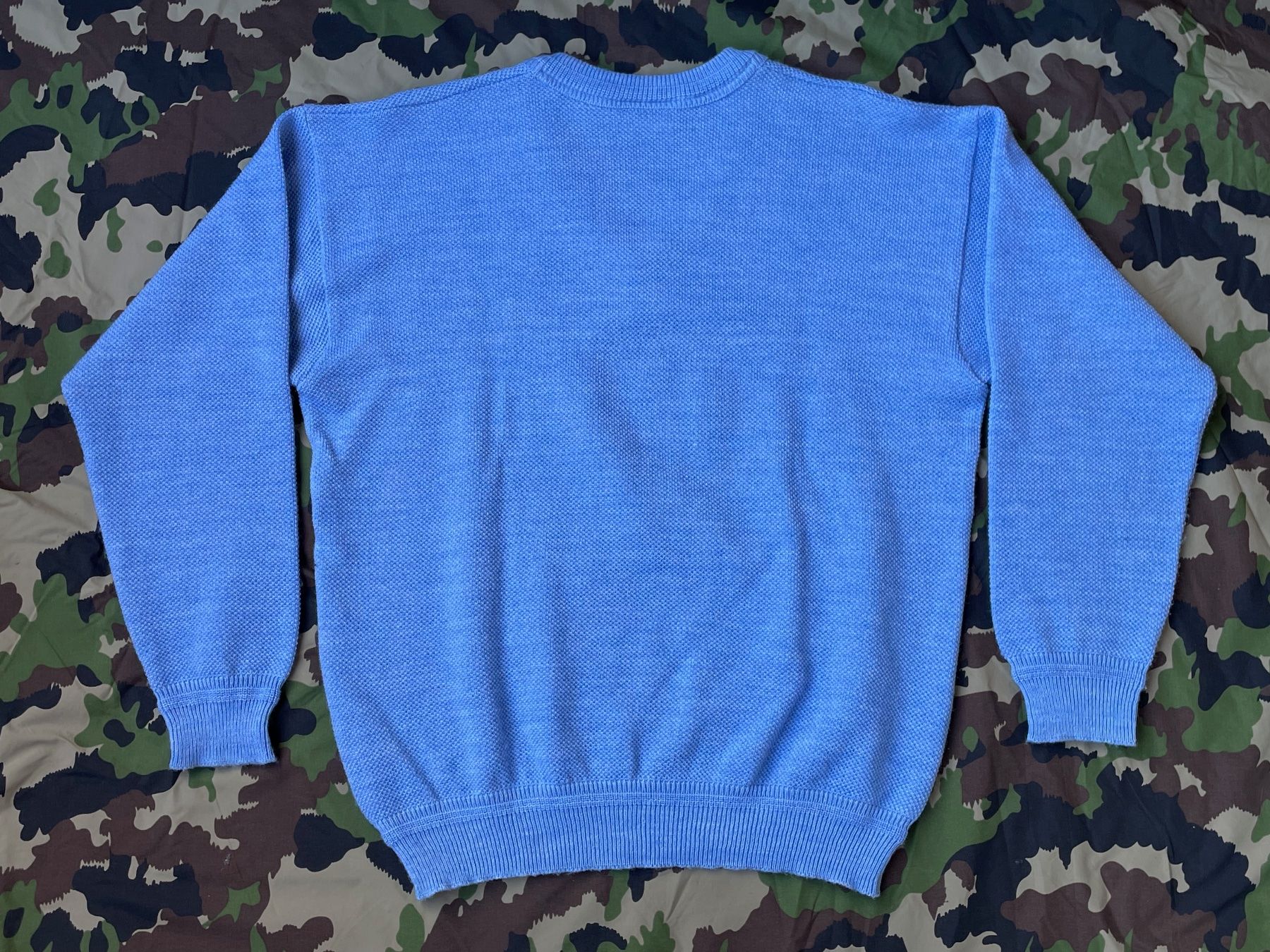 Lacoste Maglioni & Felpe: Vintage 80s Lacoste Pullover Wool Sz M – Usato da Zürich venduto da le_souk 1