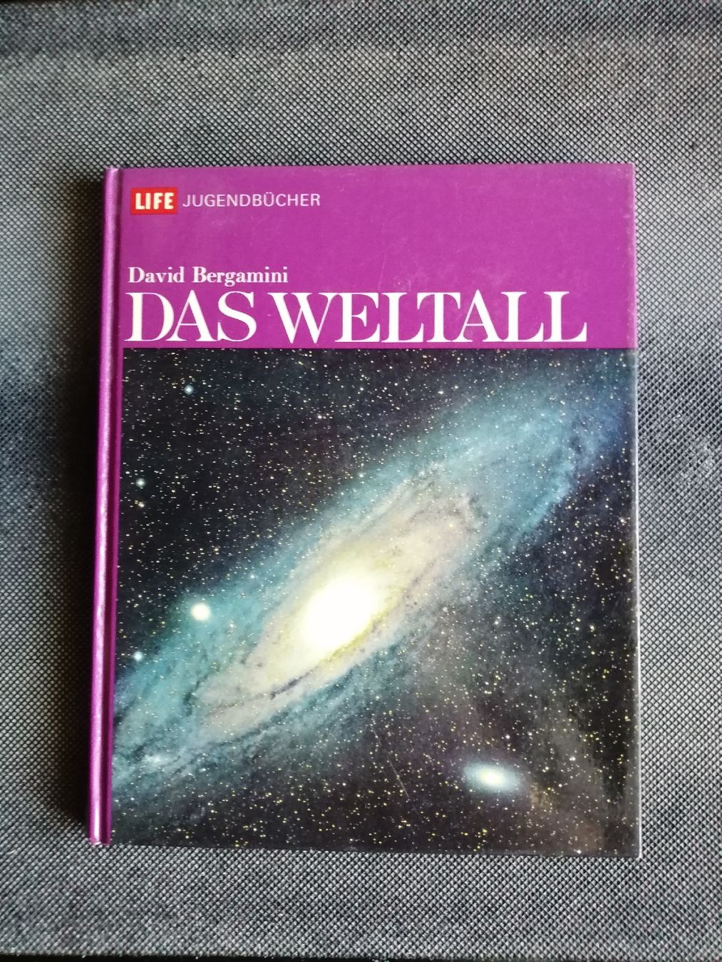 Libri: Jugendbuch "Das Weltall" von David Bergamini – Usato da Schaffhausen venduto da Domifran