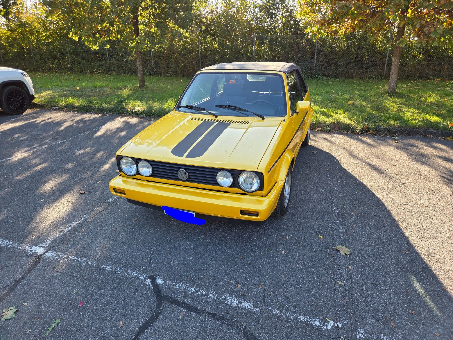 VW Automobili: Golf 1 Cabrio – Usato da Suhr venduto da brk_s5cn