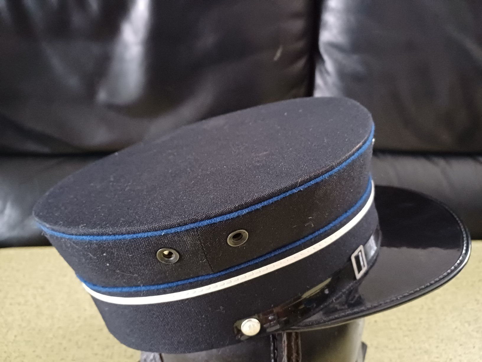 SBB/CFF/FFS Copricapi, berretti & cappellini: Original SBB Uniform-Mütze/Kapi Hediger St. Gallen Gr. 57 – Usato da Ebersecken venduto da Napf08 1