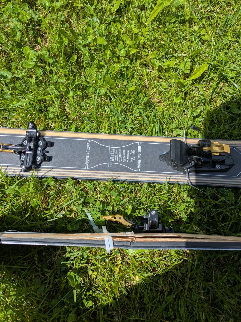 Salomon Skis: Salomon MTN 182  ! 1 Ski ! – Gebraucht aus Surrein von luc_9cxp 1