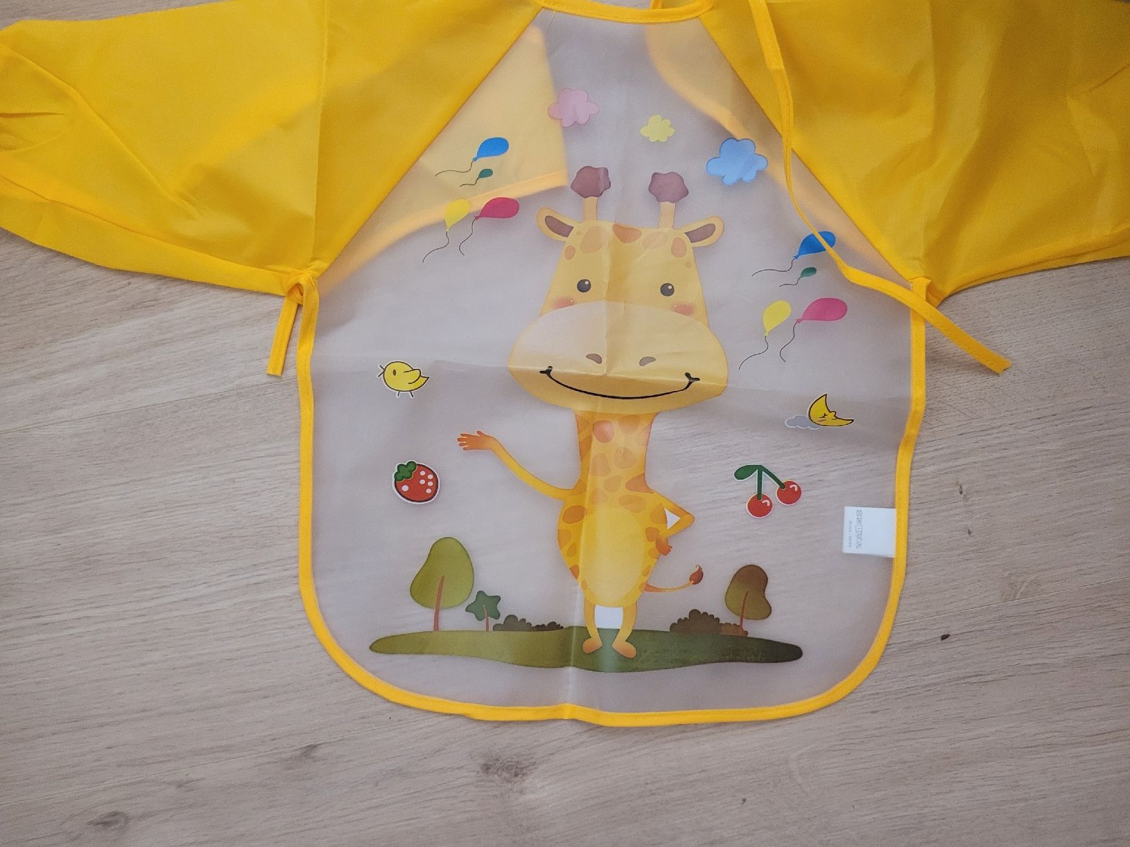 Autres matériel pour artistes: Malschürze neu ca. 2-4 Jährige – D'occasion à Lupsingen par sta_wgg5 1