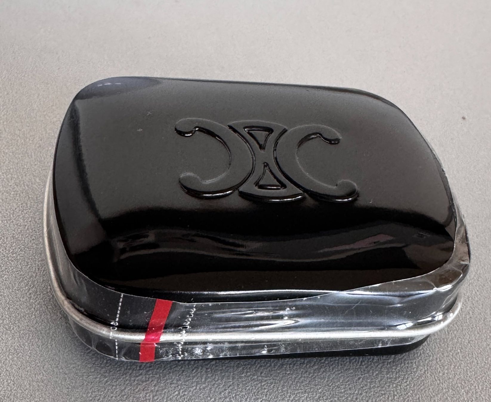Altro in Decorazioni & Accessori: Celine Paris Mints Pill Case Brand New Sealed – Nuovo e nell'imballaggio originale da Zürich venduto da ser_lg25 3