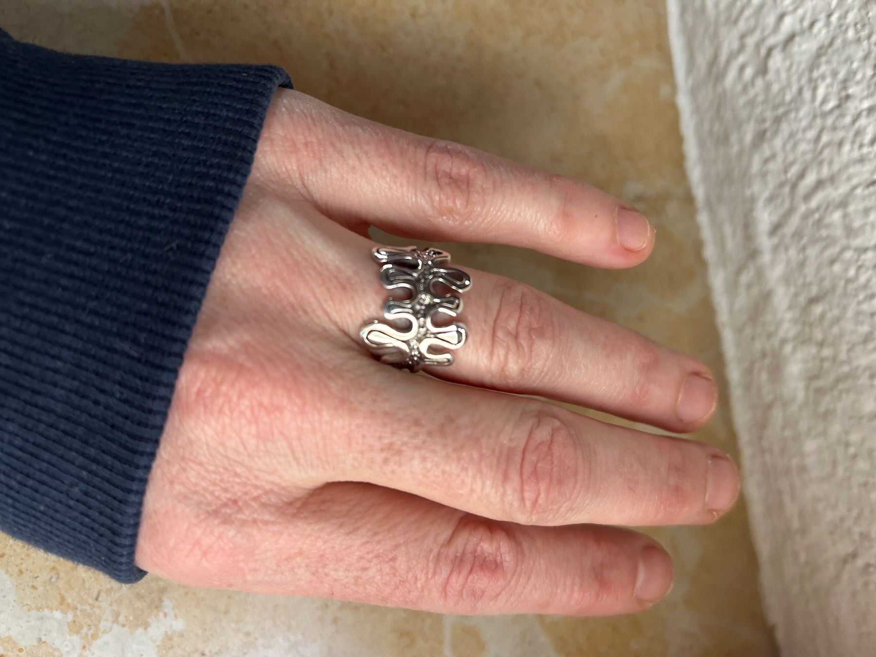 Ringe: Silberring WAVE - MOVEMENT (52 oder 54) – Neu und originalverpackt aus Laufen von belleskulptur 2