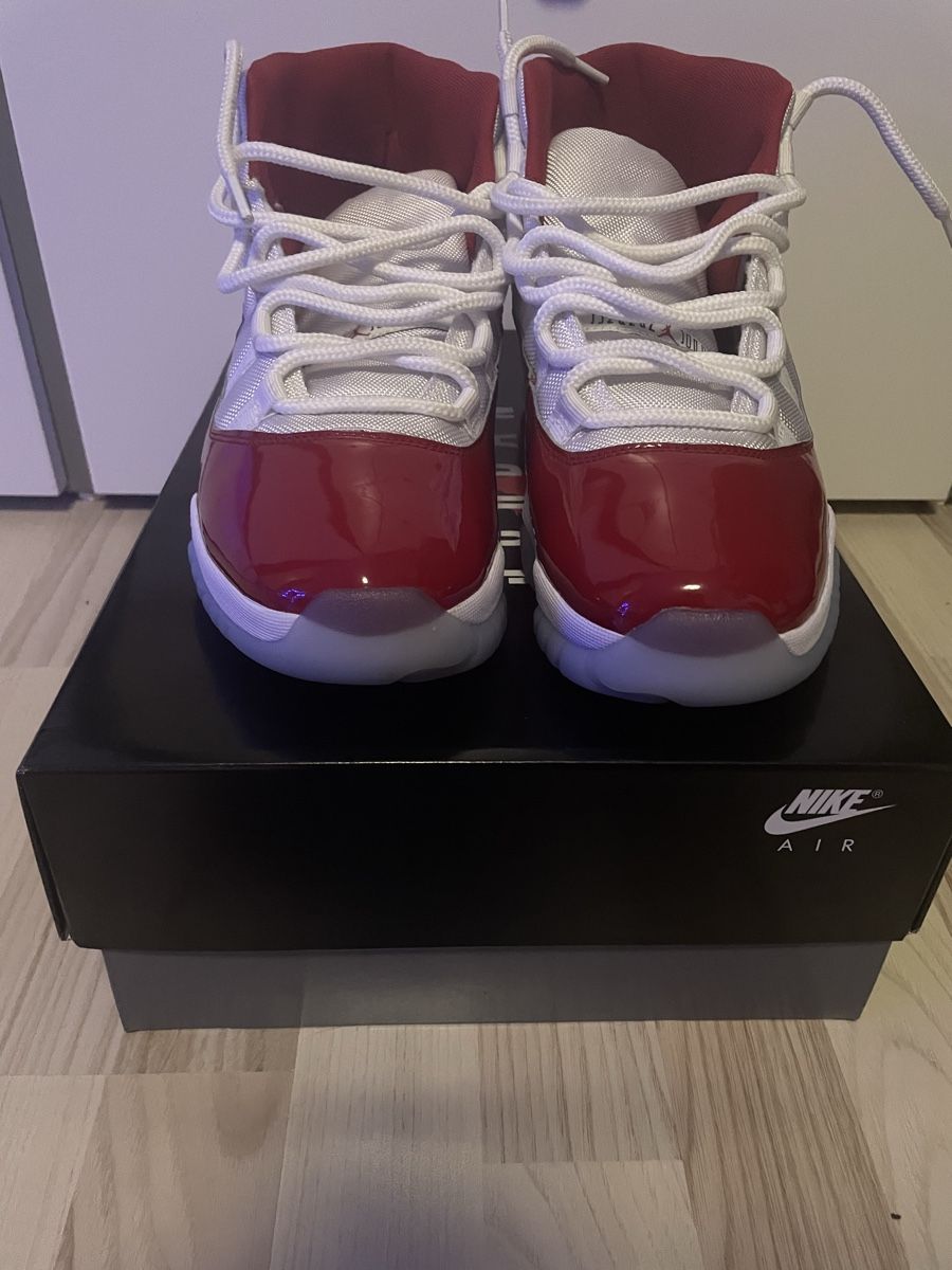 Jordan Scarpe da uomo: Jordan 11 cherry zu verkaufen – Usato da Kollbrunn venduto da Gibli 2