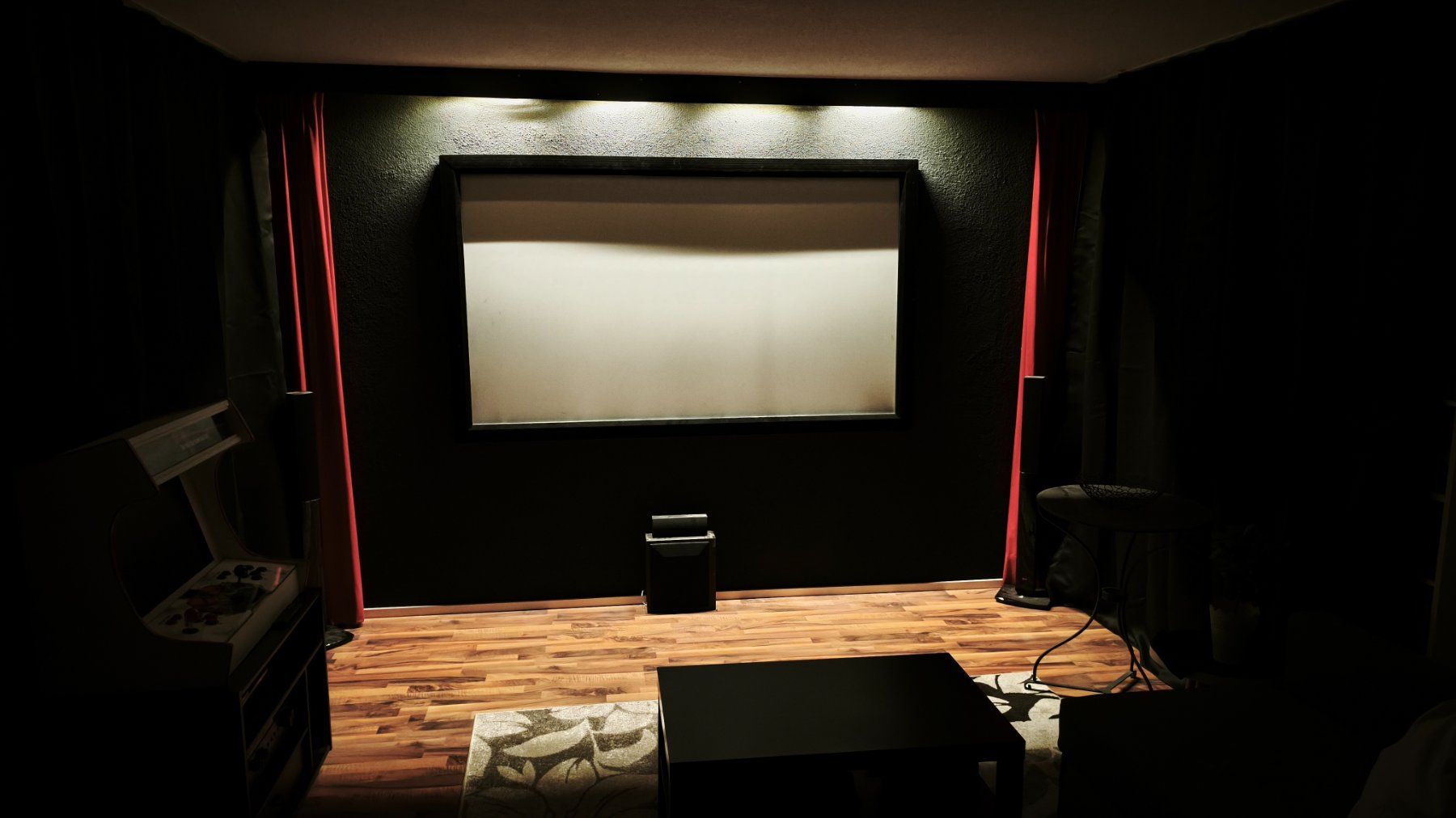 Home Cinema: Rahmenleinwand 16:9 – Usato da Heitenried venduto da Plus100 2