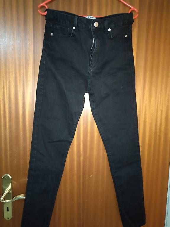 Jeans: 3x Jeans Tally Weijl – D'occasion à Sursee par Cynthia7889 1